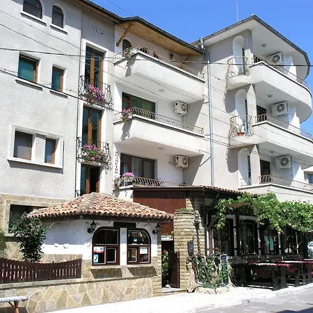 Hotel къща